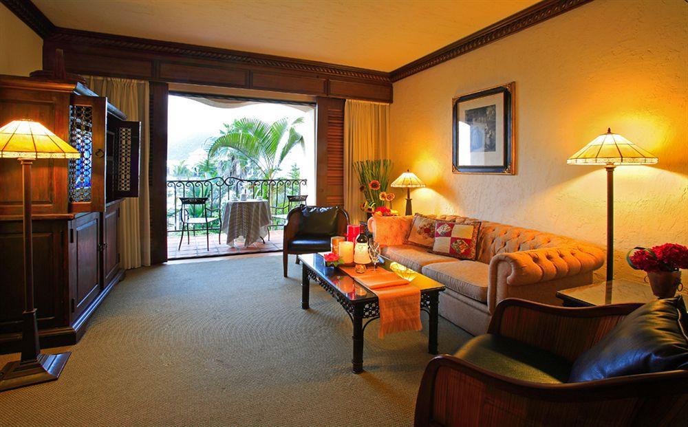 Promisedland Resort & Lagoon Shoufeng Exterior photo Living room