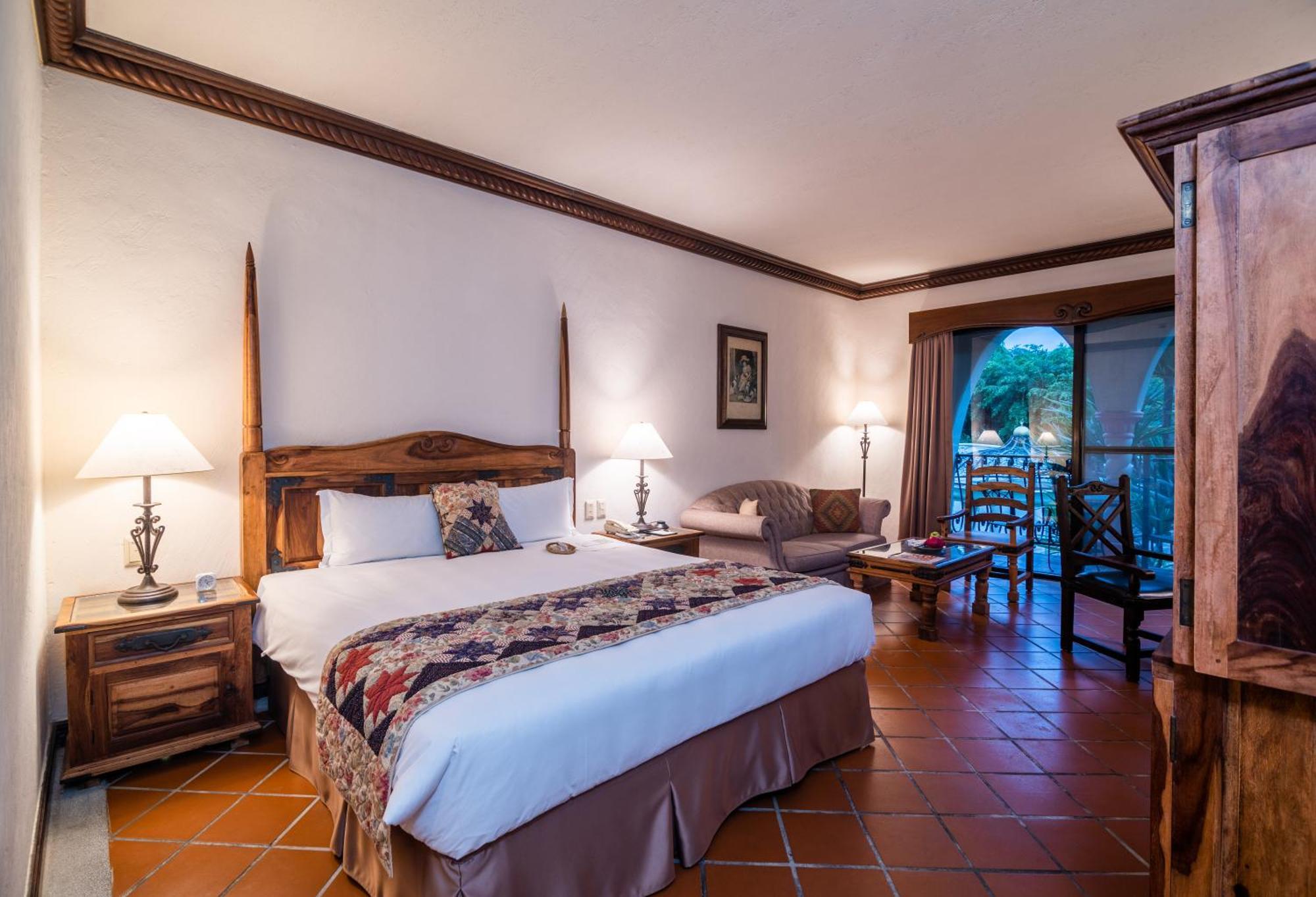 Promisedland Resort & Lagoon Shoufeng Exterior photo Deluxe Room