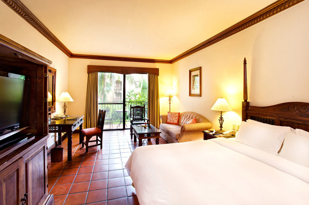 Promisedland Resort & Lagoon Shoufeng Exterior photo Deluxe Room
