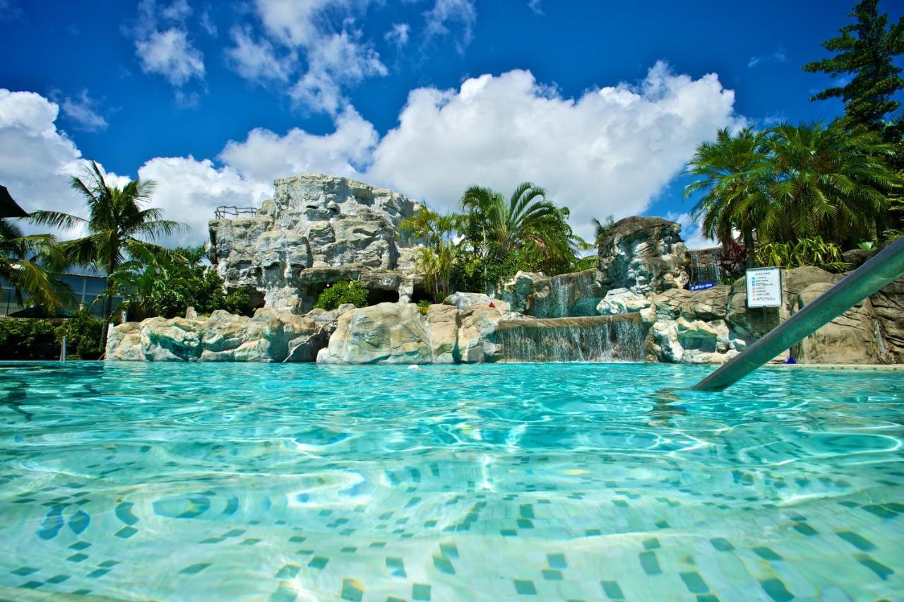 Promisedland Resort & Lagoon Shoufeng Exterior photo Atlantis Paradise Island