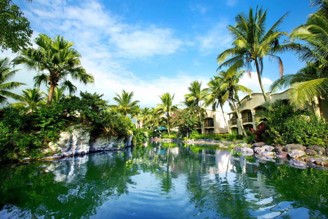 Promisedland Resort & Lagoon Shoufeng Exterior photo The pool at the Sheraton Resort