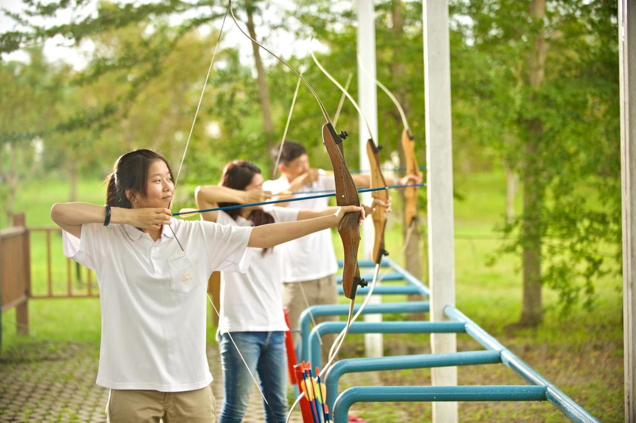 Promisedland Resort & Lagoon Shoufeng Exterior photo Archery
