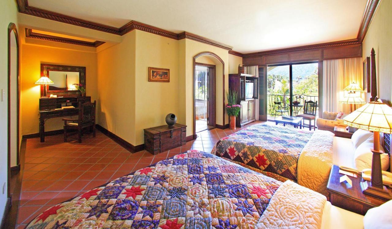 Promisedland Resort & Lagoon Shoufeng Exterior photo Deluxe Room